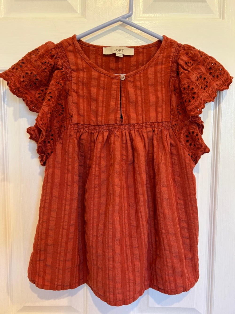LOFT Rust Orange Eyelet Flutter Sleeve Blouse, XXS